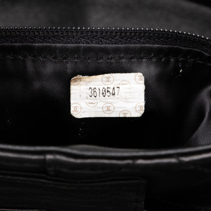 Chanel CC Quilted Cuir d’agneau Tassel Vanity Bag Noir