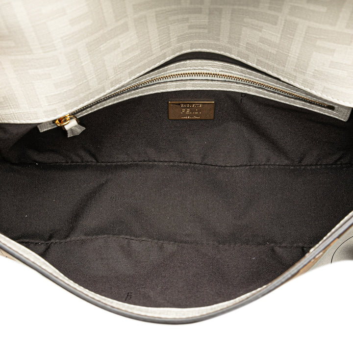 Fendi Zucca Graphic Print Coated Toile Bikini Girls Baguette Sac cartable Blanc
