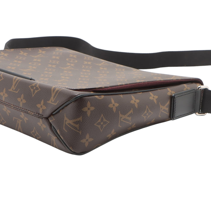 Louis Vuitton Monogram Macassar District MM Marron – GABY PARIS Authentique