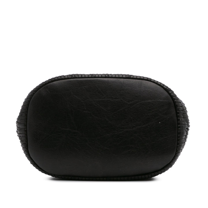 Chanel Medium Crumpled Cuir de veau Coco Pleats Drawstring Bucket Bag Noir