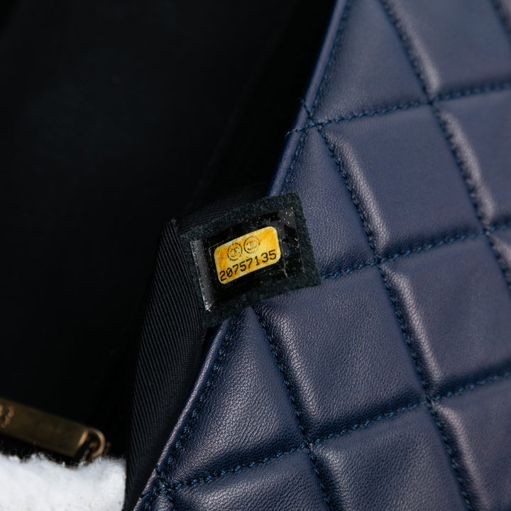 Chanel Medium Bicolor Quilted Cuir d’agneau Elegant CC Flap Bleu – GABY PARIS Authentique