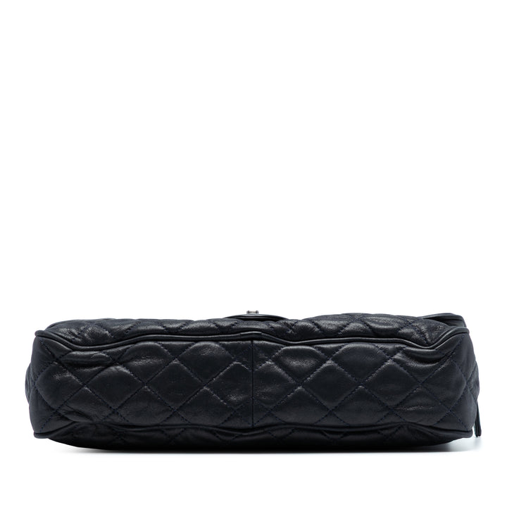 Chanel Large Quilted Iridescent Cuir de veau Shiva Flap Noir – GABY PARIS Authentique