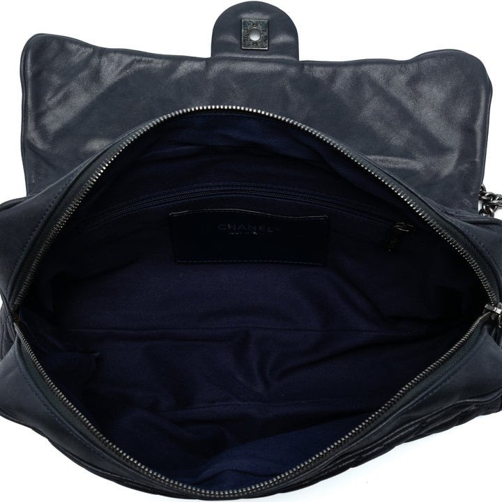 Chanel Large Quilted Iridescent Cuir de veau Shiva Flap Noir – GABY PARIS Authentique