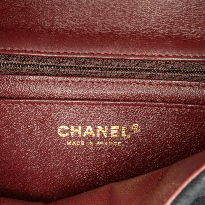 Chanel Paris Hamburg Mini Rectangular Classic Wool Coco Sailor Charms Double rabat Noir – GABY PARIS Authentique