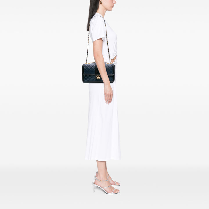 Chanel Medium Bicolor Quilted Cuir d’agneau Elegant CC Flap Bleu