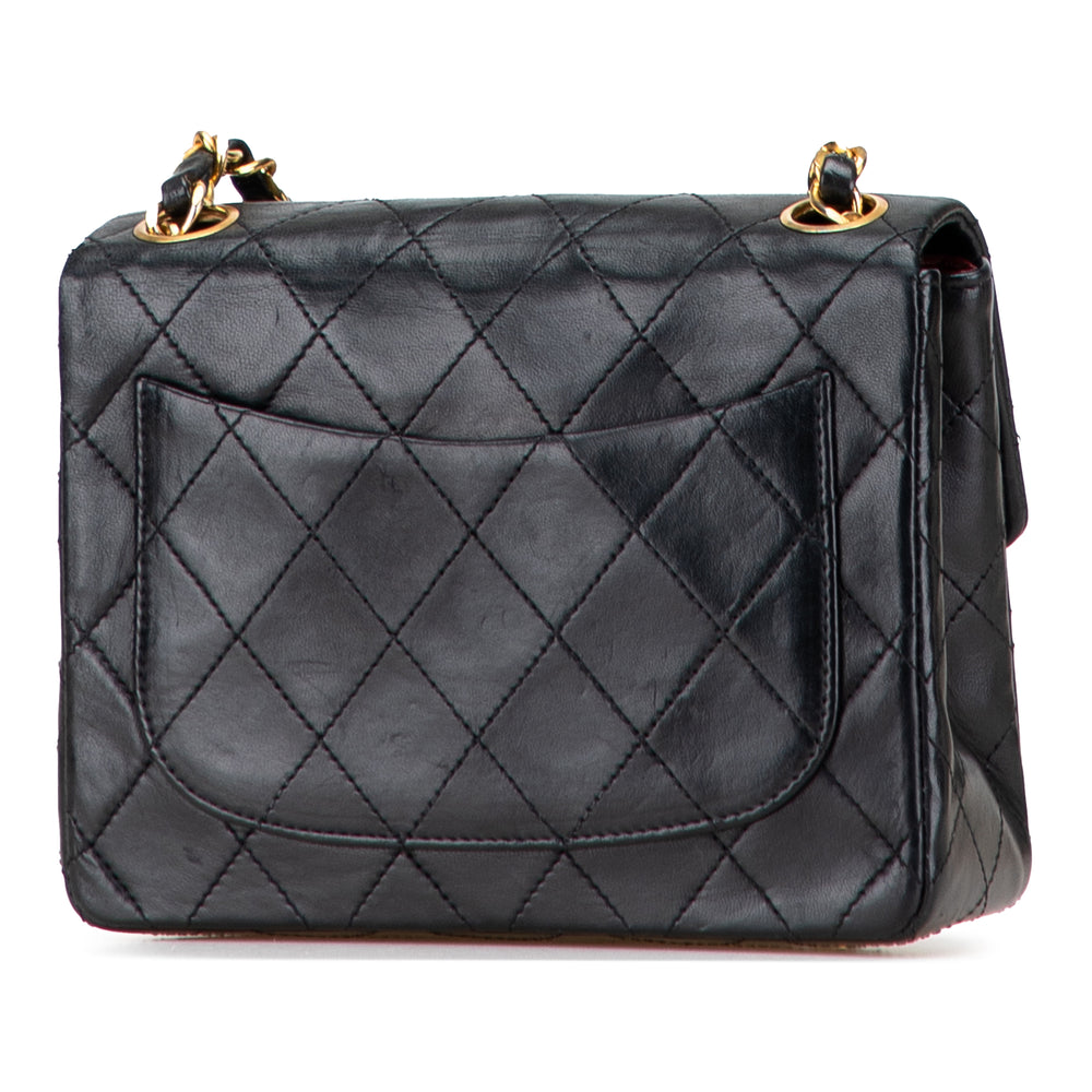 Chanel Mini Square Classic Cuir d’agneau Simple rabat Noir – GABY PARIS Authentique