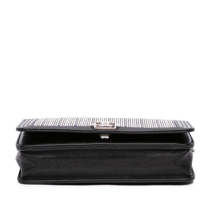 Chanel Cuir d’agneau Crystal Studded Boy Wallet on Chain Noir – GABY PARIS Authentique
