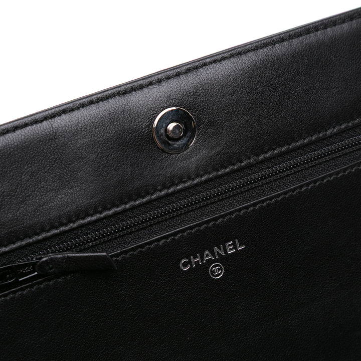 Chanel Cuir d’agneau Crystal Studded Boy Wallet on Chain Noir – GABY PARIS Authentique