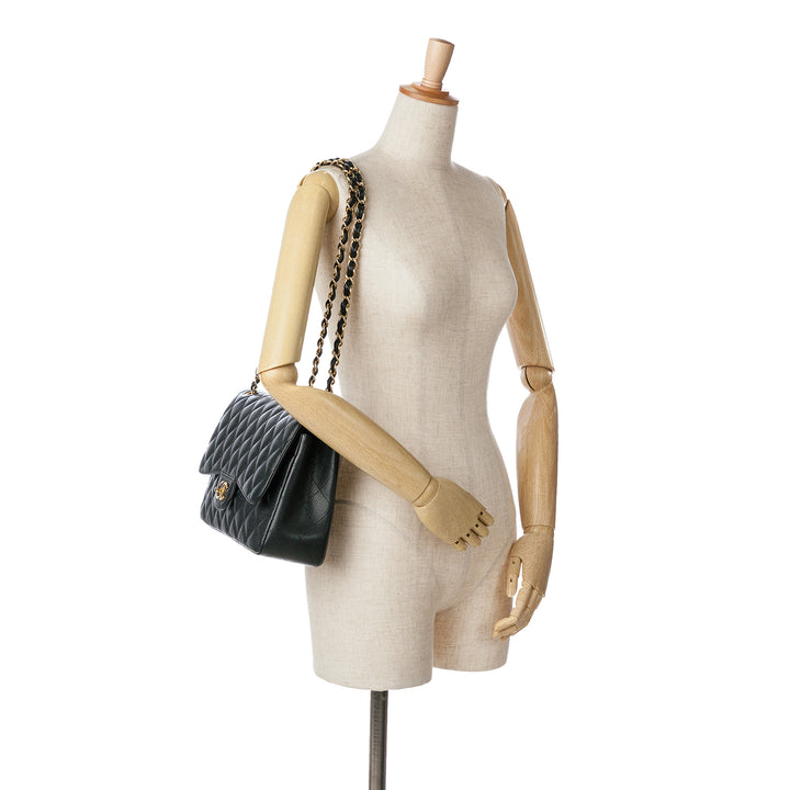 Chanel Jumbo Classic Caviar Double rabat Noir