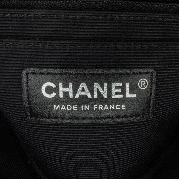 Chanel Mini Rectangular Classic Ribbon Tweed Double rabat Blanc – GABY PARIS Authentique