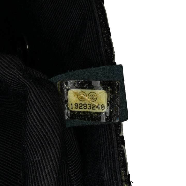 Chanel Mini Rectangular Classic Ribbon Tweed Double rabat Blanc – GABY PARIS Authentique