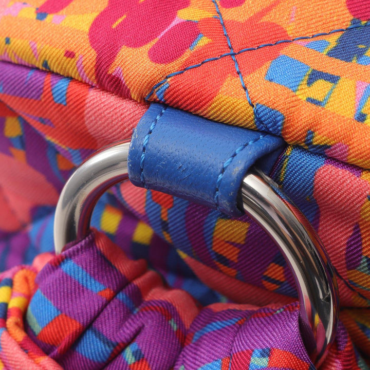 Chanel Quilted and Printed Nylon Foulard Sac à dos Rose – GABY PARIS Authentique