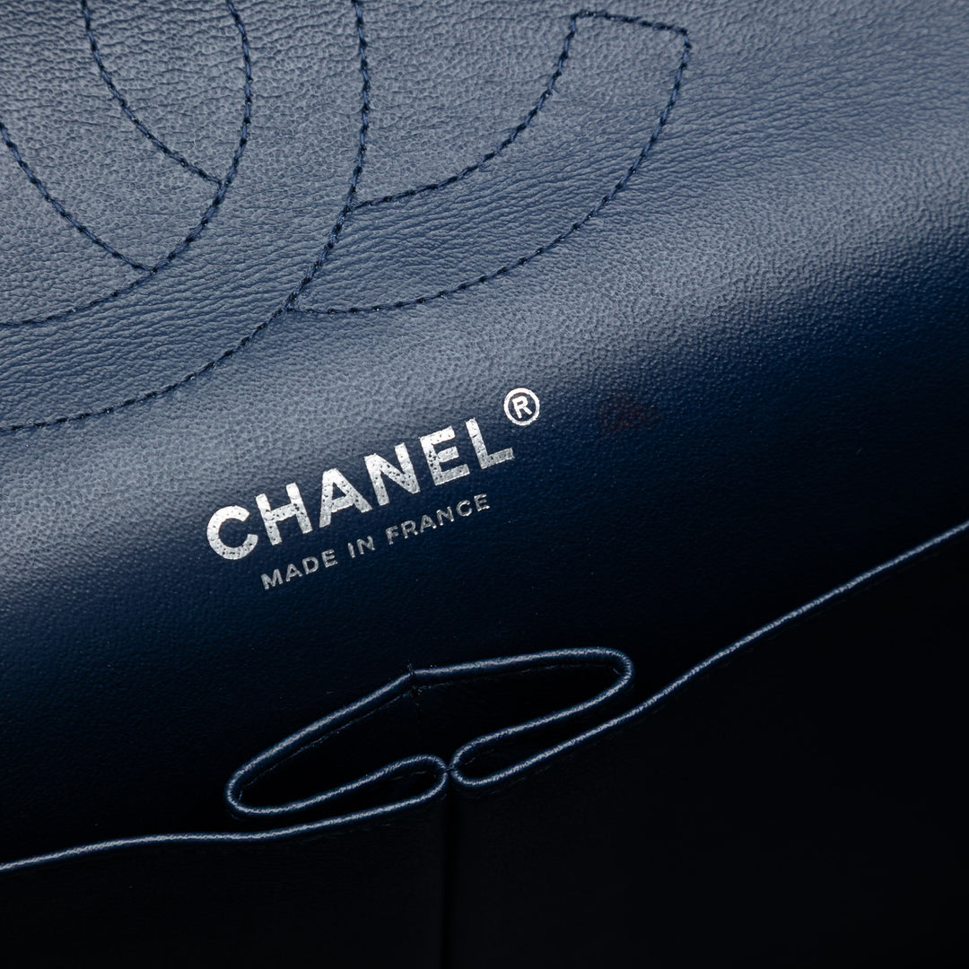 Chanel Jumbo Classic Cuir d’agneau Double rabat Bleu – GABY PARIS Authentique