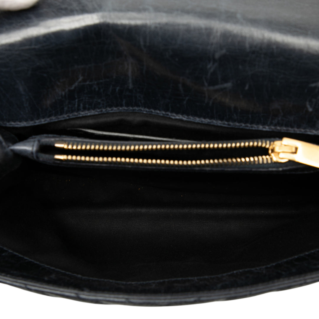 Saint Laurent Medium Chevron Sheepskin Monogram College Sac cartable Noir – GABY PARIS Authentique