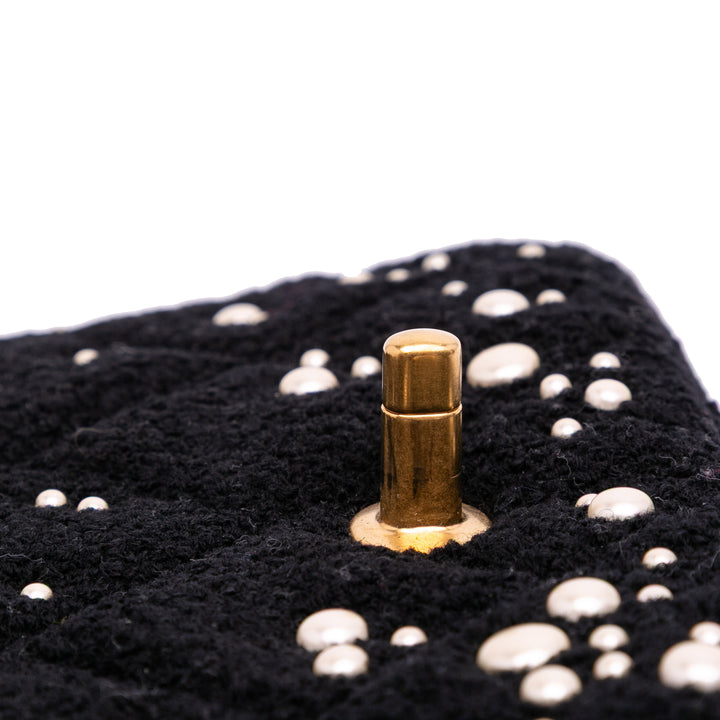 Chanel Small Tweed Pearl Cosmos Flap Noir – GABY PARIS Authentique