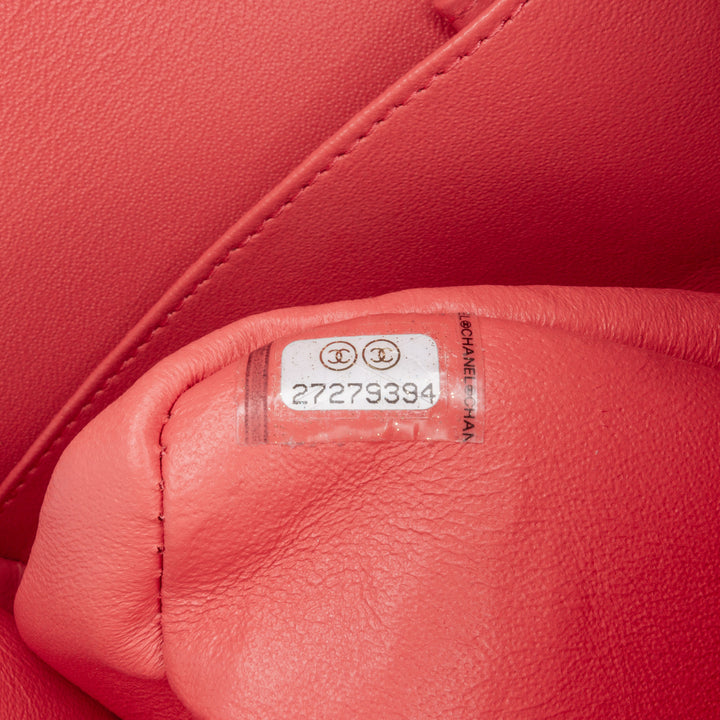Chanel Medium Classic Chevron Cuir d’agneau Double rabat Rouge – GABY PARIS Authentique
