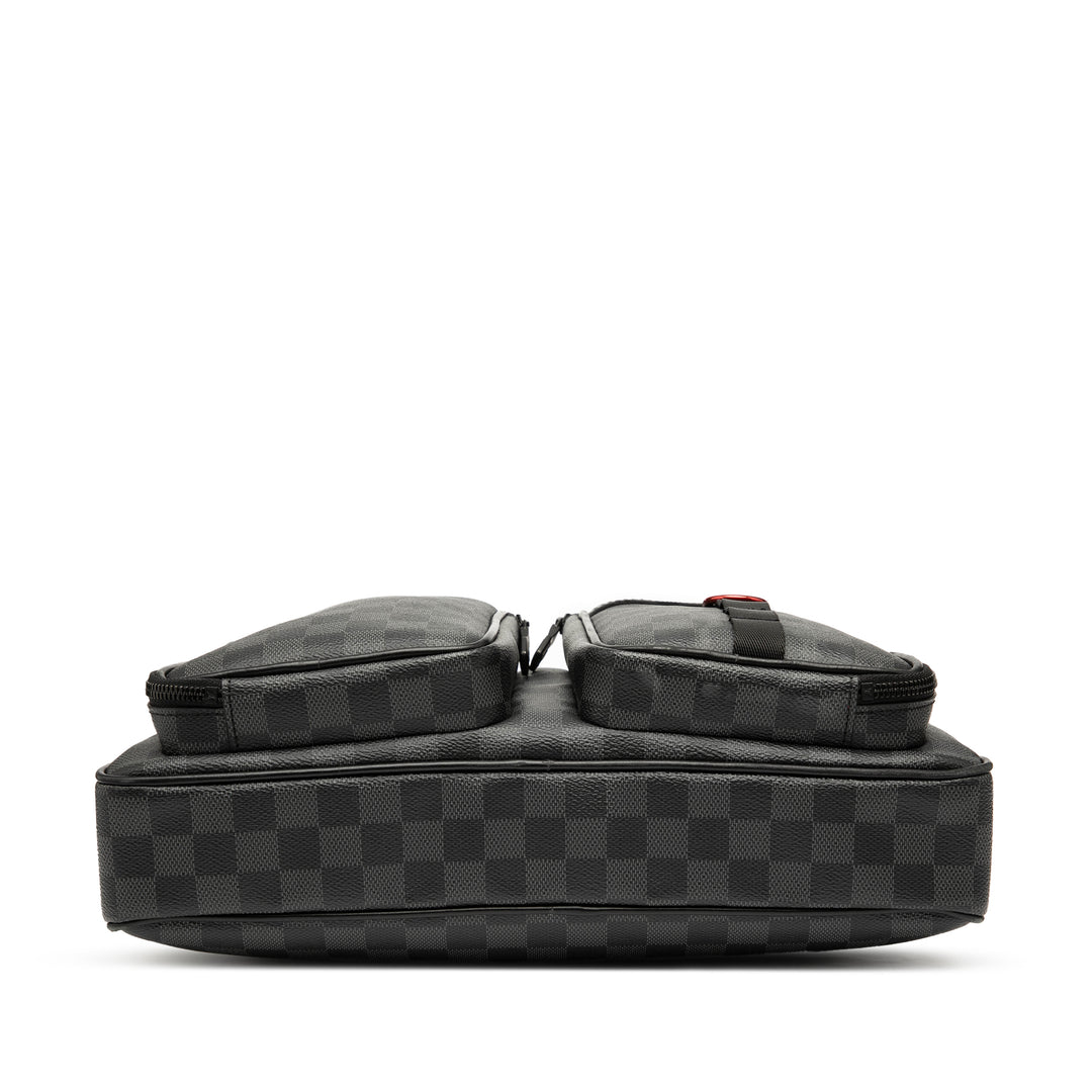Louis Vuitton Damier Graphite Utility Business Bag Noir – GABY PARIS Authentique