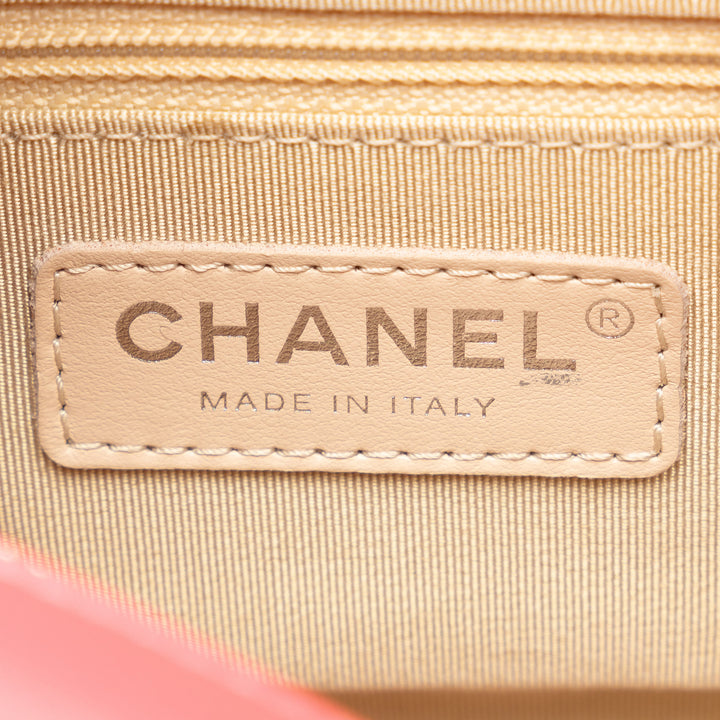 Chanel Small Rattan Gabrielle Crossbody Rose – GABY PARIS Authentique