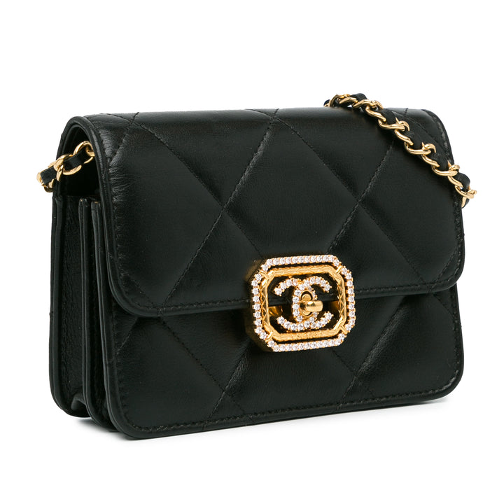 Chanel Quilted Cuir de veau Strass Pochette With Chain Flap Noir – GABY PARIS Authentique