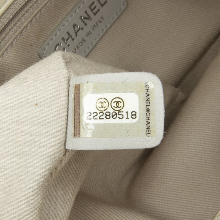 Chanel Small Airlines Tweed Flap Bleu – GABY PARIS Authentique