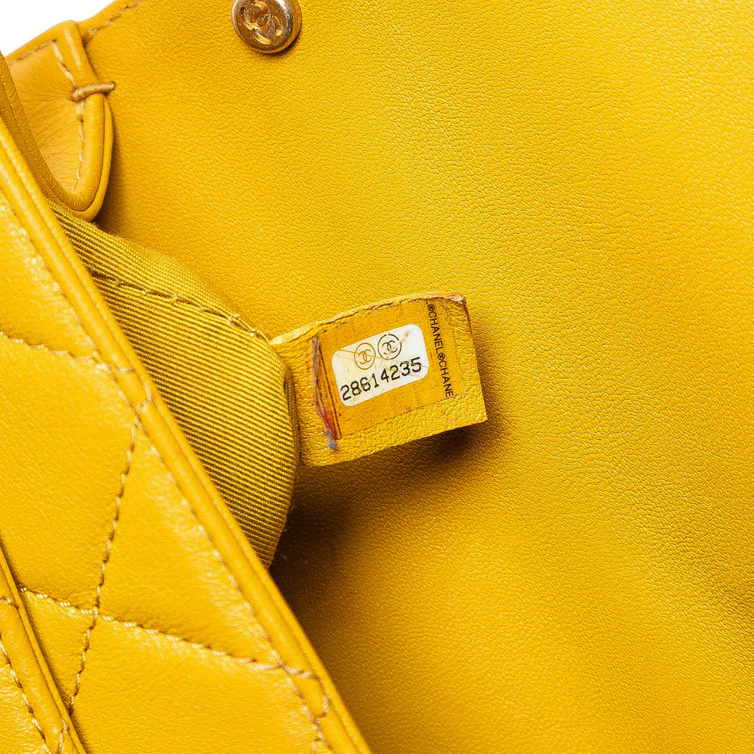 Chanel Small Quilted Cuir d’agneau Chain Infinity Top Handle Bag Jaune – GABY PARIS Authentique