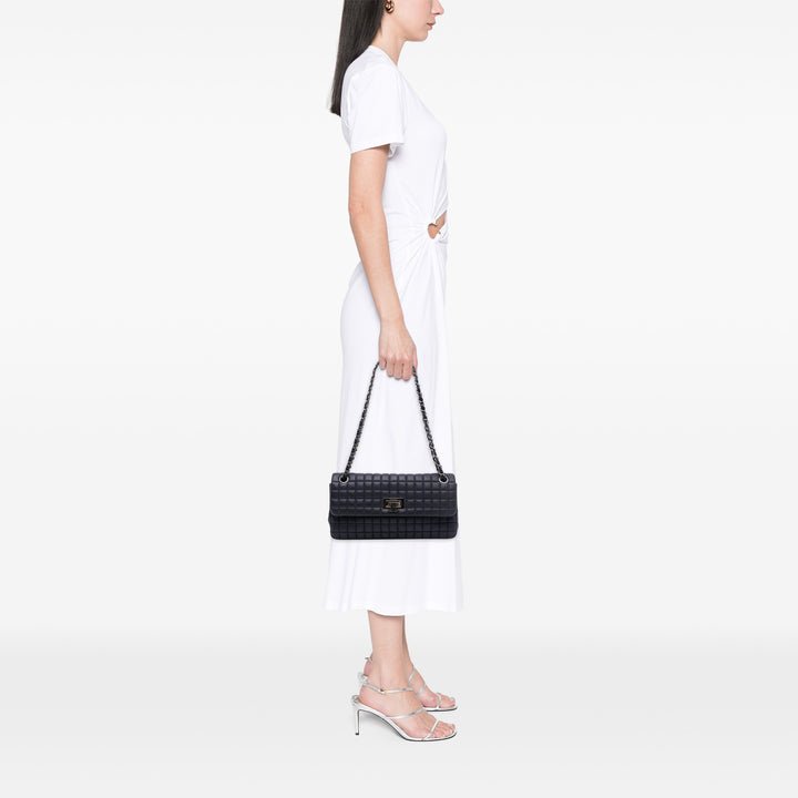 Chanel Chocolate Bar Iridescent Cuir de veau Bubble Flap Bleu – GABY PARIS Authentique