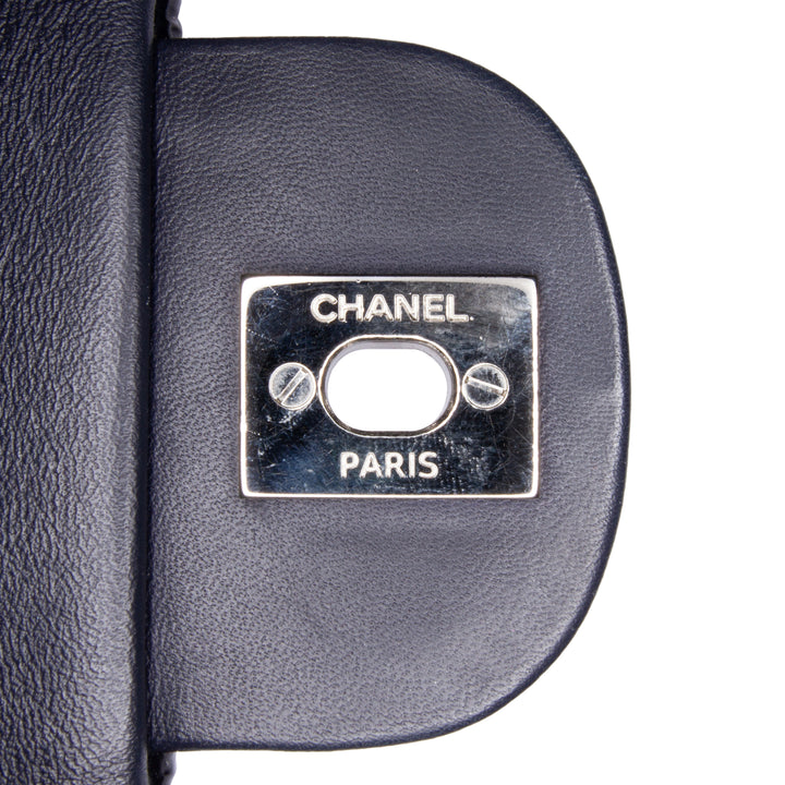 Chanel Jumbo Cuir verni 3 Accordion Flap Bleu – GABY PARIS Authentique