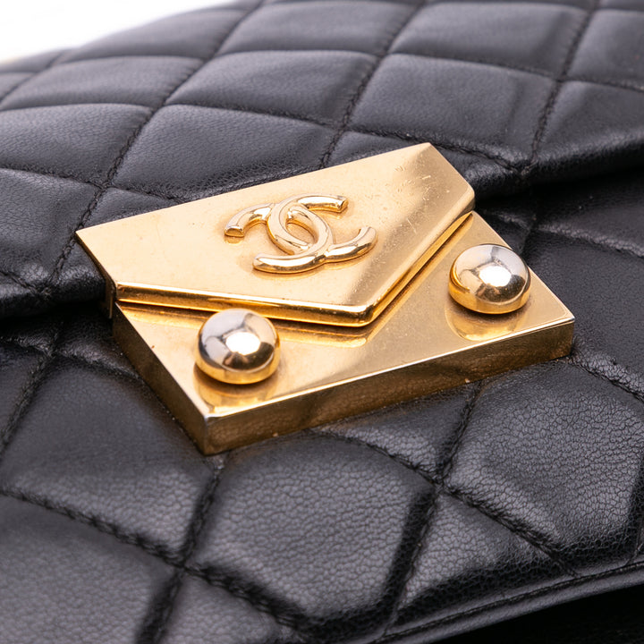 Chanel Quilted Cuir d’agneau Pagoda Accordion Flap Noir – GABY PARIS Authentique