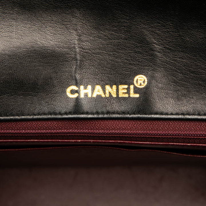 Chanel Medium Quilted Cuir d’agneau Mademoiselle Simple rabat Noir – GABY PARIS Authentique