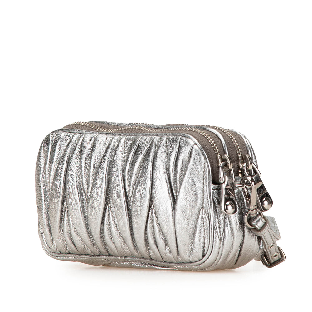Miu Miu Nappa Matelasse Double Zip Pochette Argenté – GABY PARIS Authentique