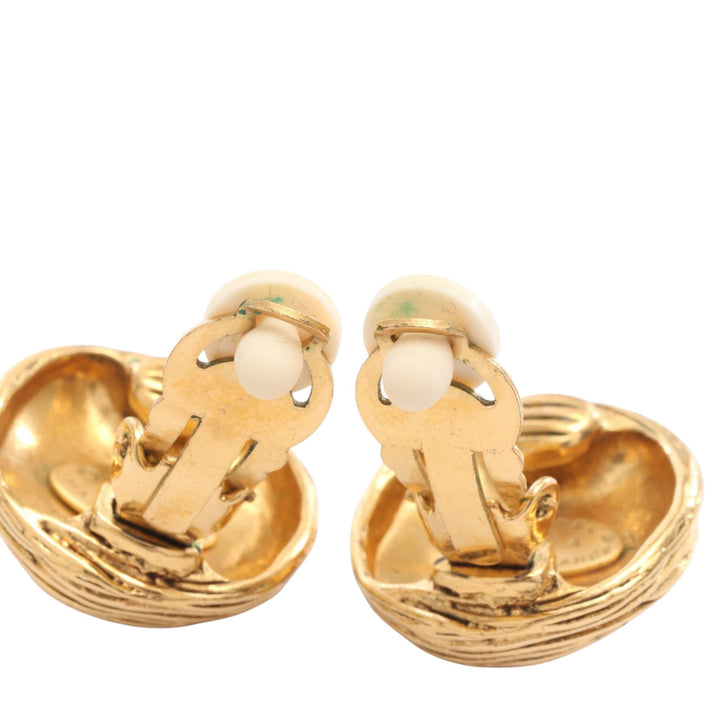 Chanel CC plaqué Rond Clip On Boucle d’oreilles