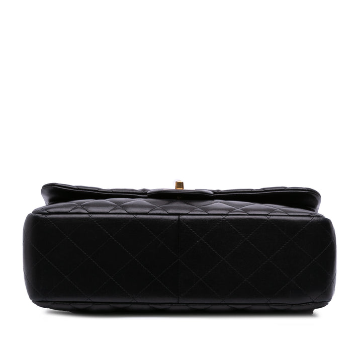 Chanel Jumbo Classic Cuir d’agneau Double rabat Noir