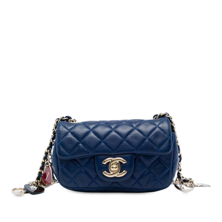 Chanel Extra Mini CC Matelassé Cuir d'agneau Heart Valentine Charms à rabat