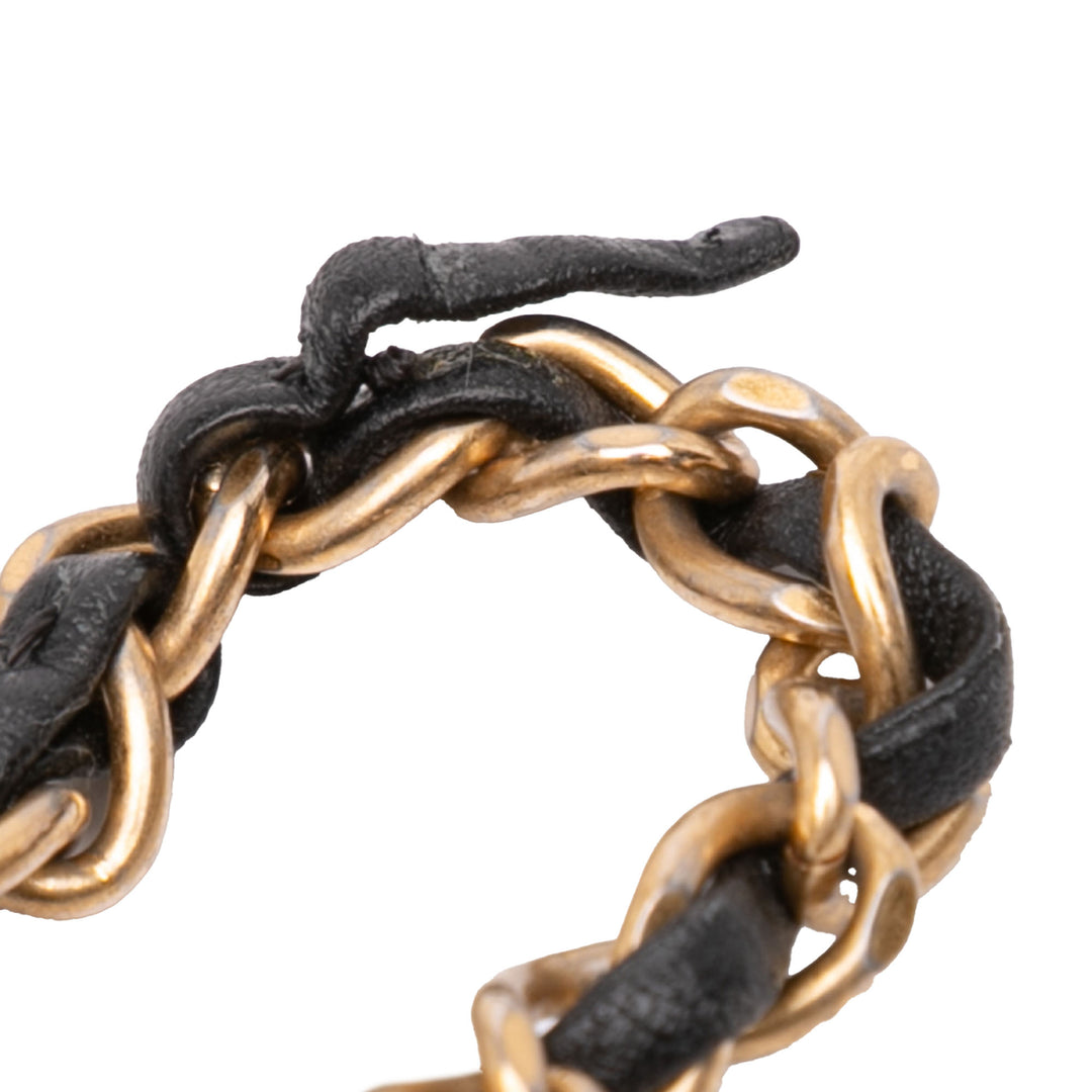 Chanel Mini Matelassé Cuir de veau About Perles Drawstring Bucket Sac