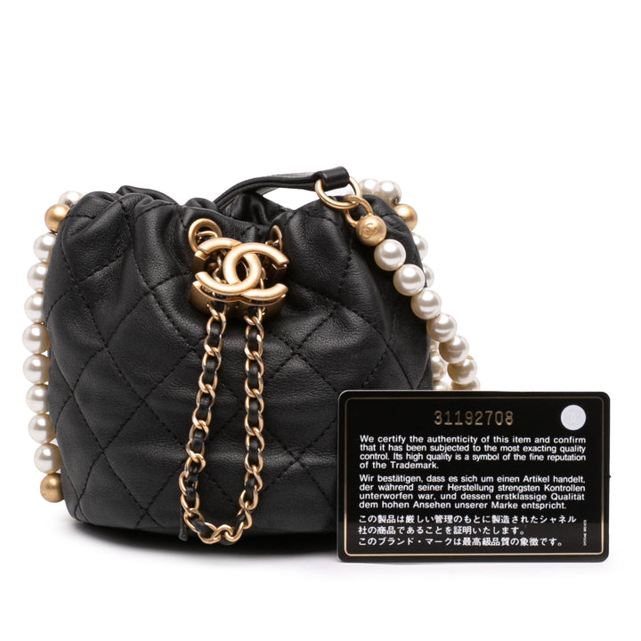 Chanel Mini Matelassé Cuir de veau About Perles Drawstring Bucket Sac