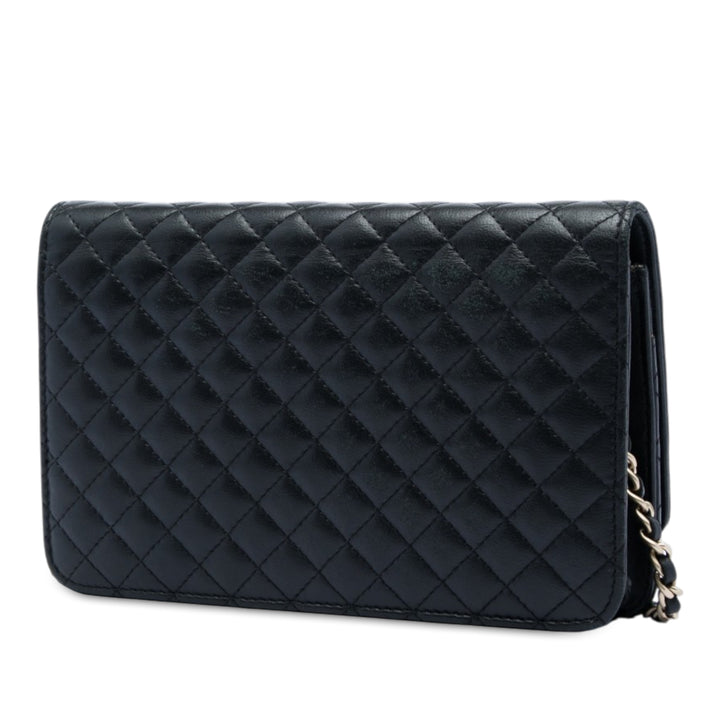 Chanel Matelassé Cuir d'agneau Crest Wallet on Chain
