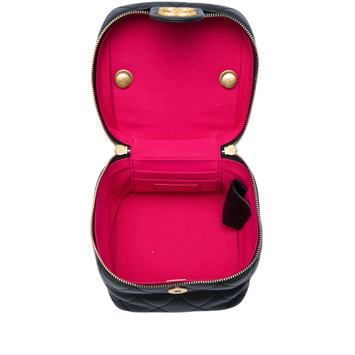 Chanel Matelassé Chaîne Bar Vanity avec chaîne Petit Cuir de veau Noir – vue 4 – GABY PARIS