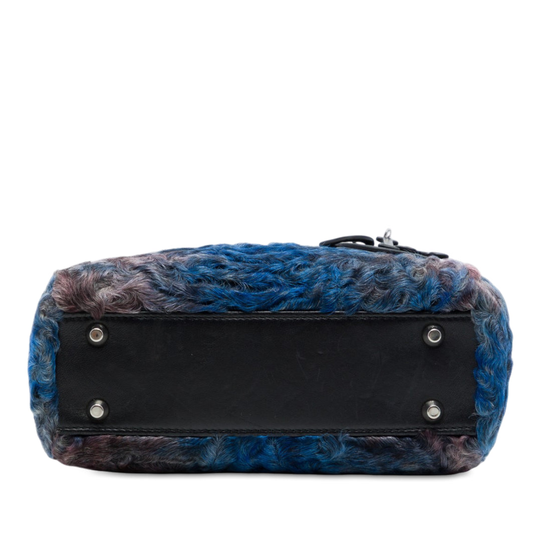 Dior Astrakhan Fur Lady Dior Mini Bleu – vue 3 – GABY PARIS
