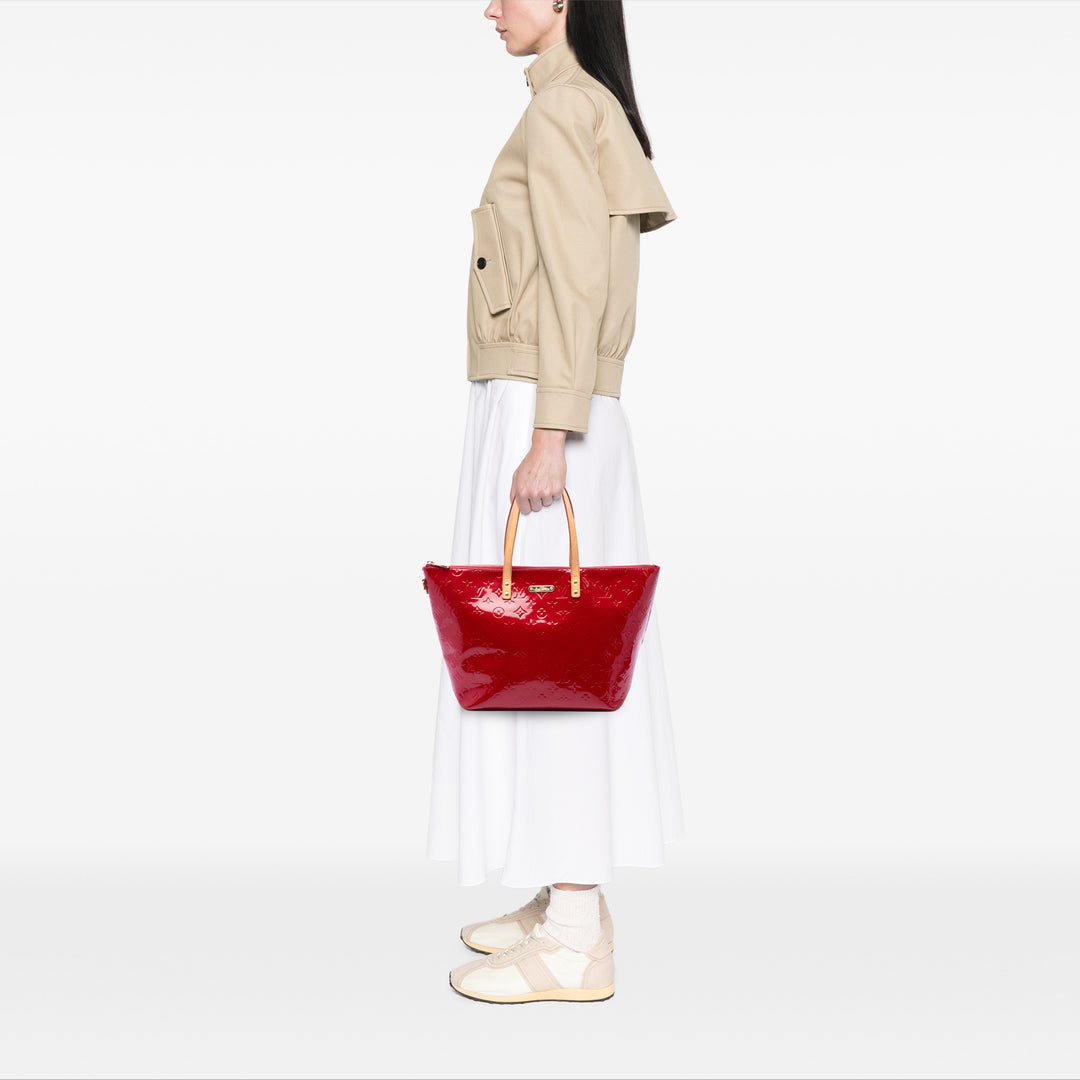 Bellevue GM Cuir verni Monogram Rouge