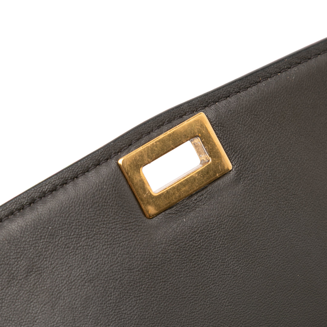 Celine Medium Cuir de veau Classic Boîte Gris