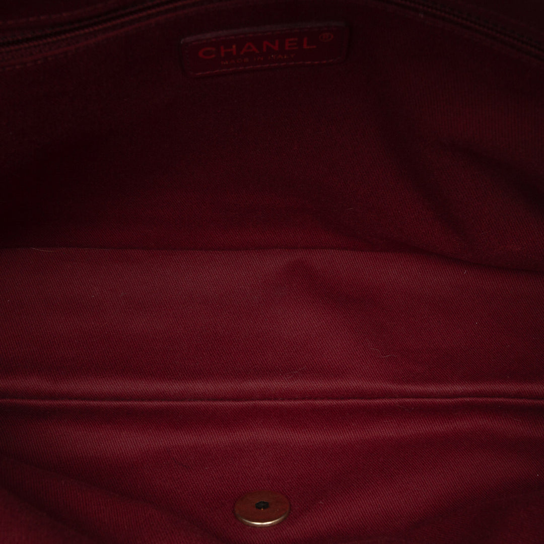 Chanel Large Matelassé Glazed Caviar Shiva à rabat