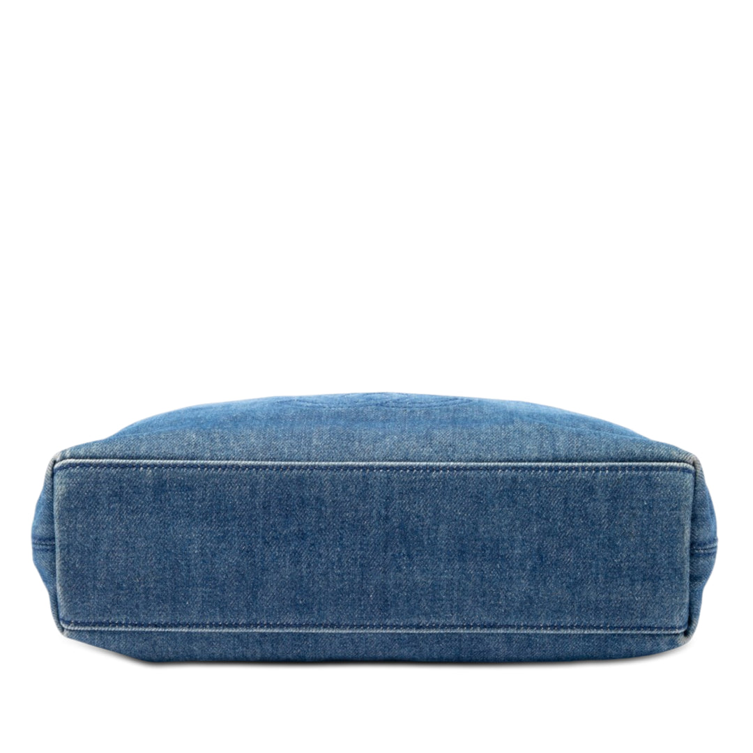 Chanel CC Jean Cabas
