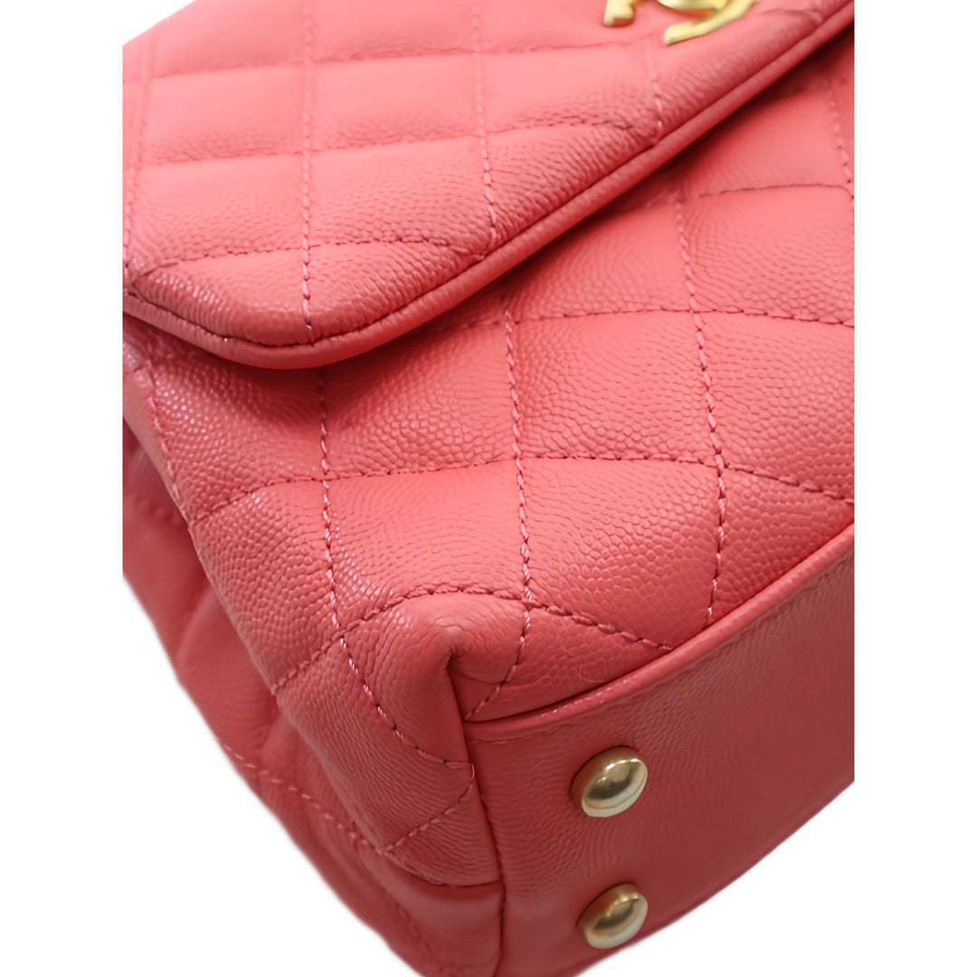 Chanel Sac à main Matelassé Coco à Mini Cuir caviar Rose – vue 8 – GABY PARIS