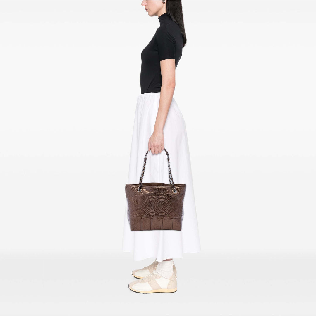Chanel Distressed Cuir de veau Shopping In Moscow Cabas