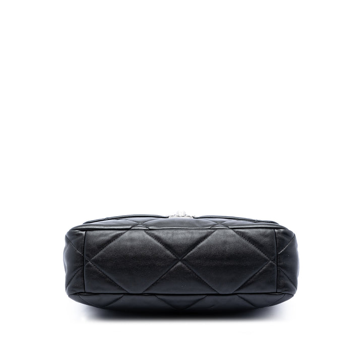 Chanel 19 à rabat Grand Cuir d'agneau