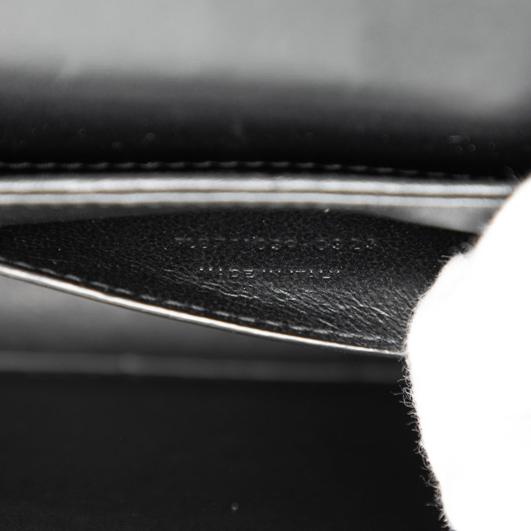 Saint Laurent Medium Cuir de veau Solferino Sac In Boîte