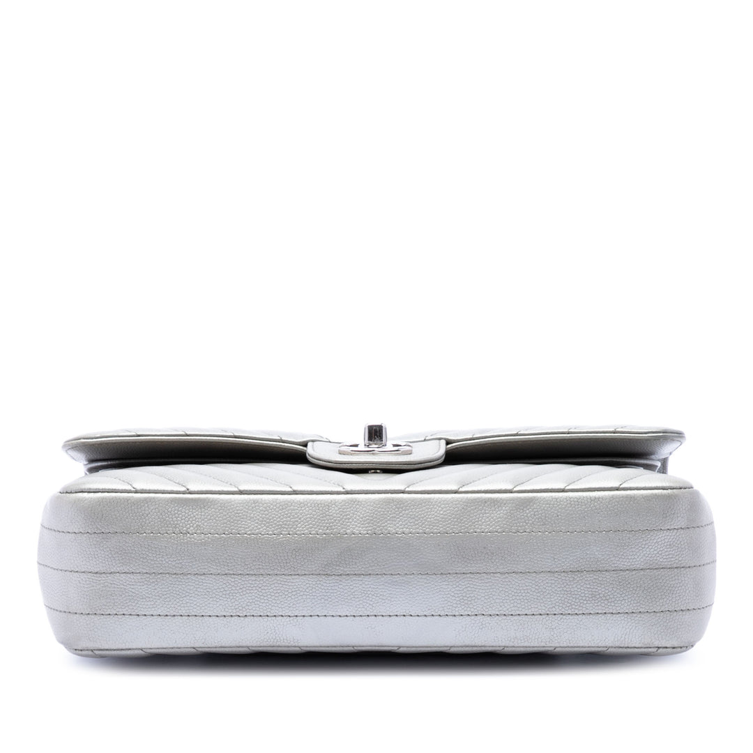 Chanel Medium Classic Chevron Metallic Caviar Double rabat