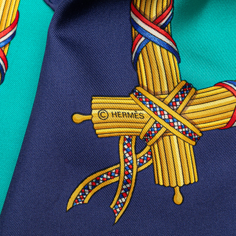 Hermès Republique Francaise Liberte Egalite Fraternite 1789 Soie Foulard Bleu – GABY PARIS Authentique