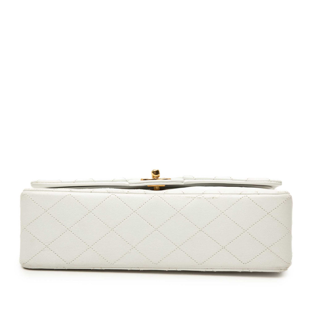 Chanel Medium Classic Cuir d'agneau Double rabat