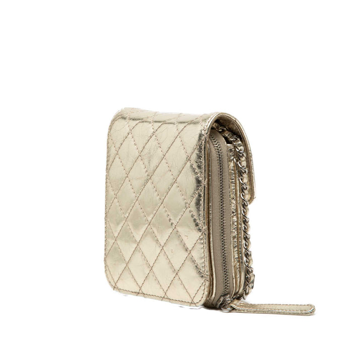 Chanel Matelassé Metallic vieilli Cuir de veau Clams Wallet on Chain